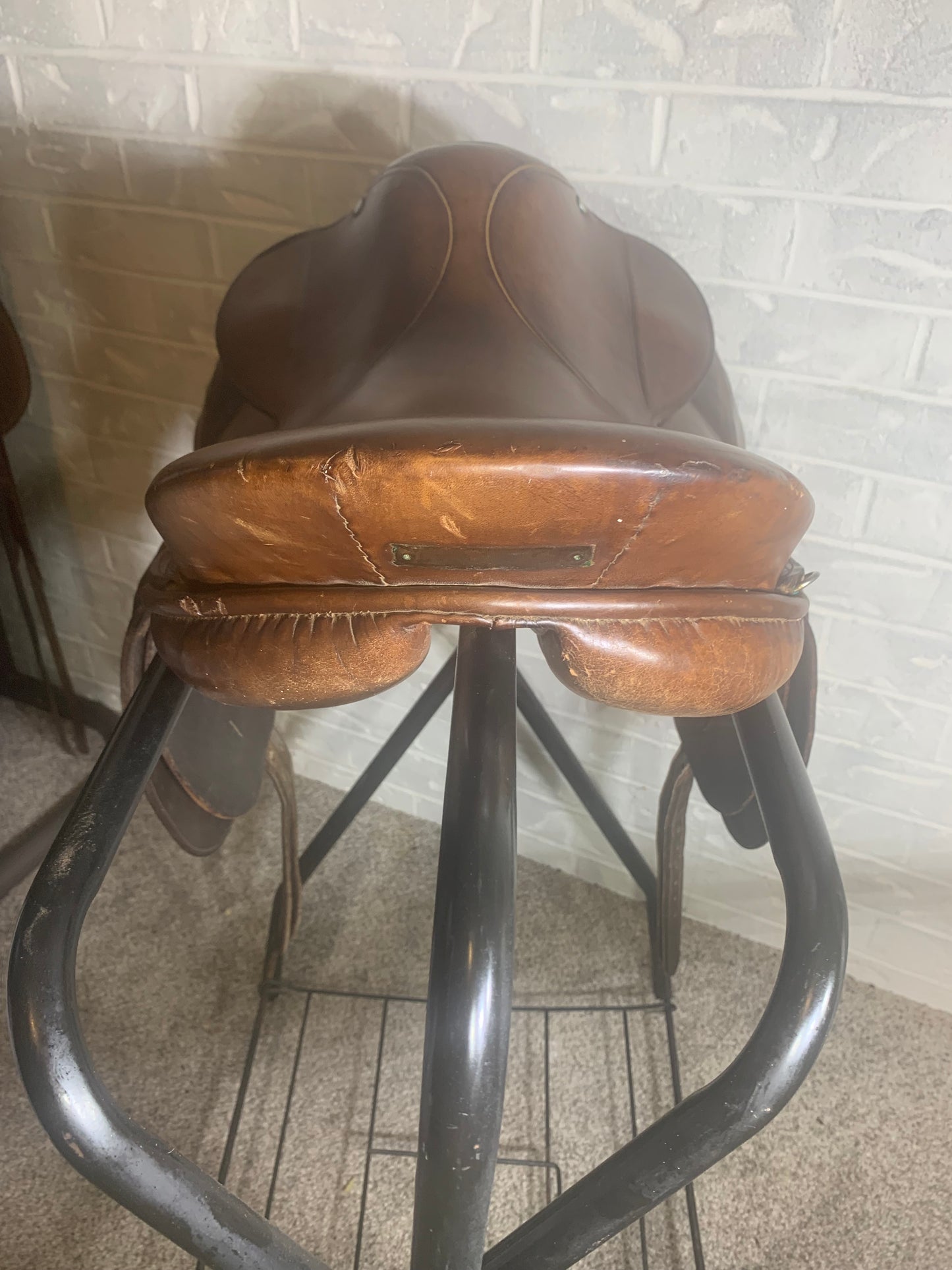 17” Unbranded Dressage Saddle