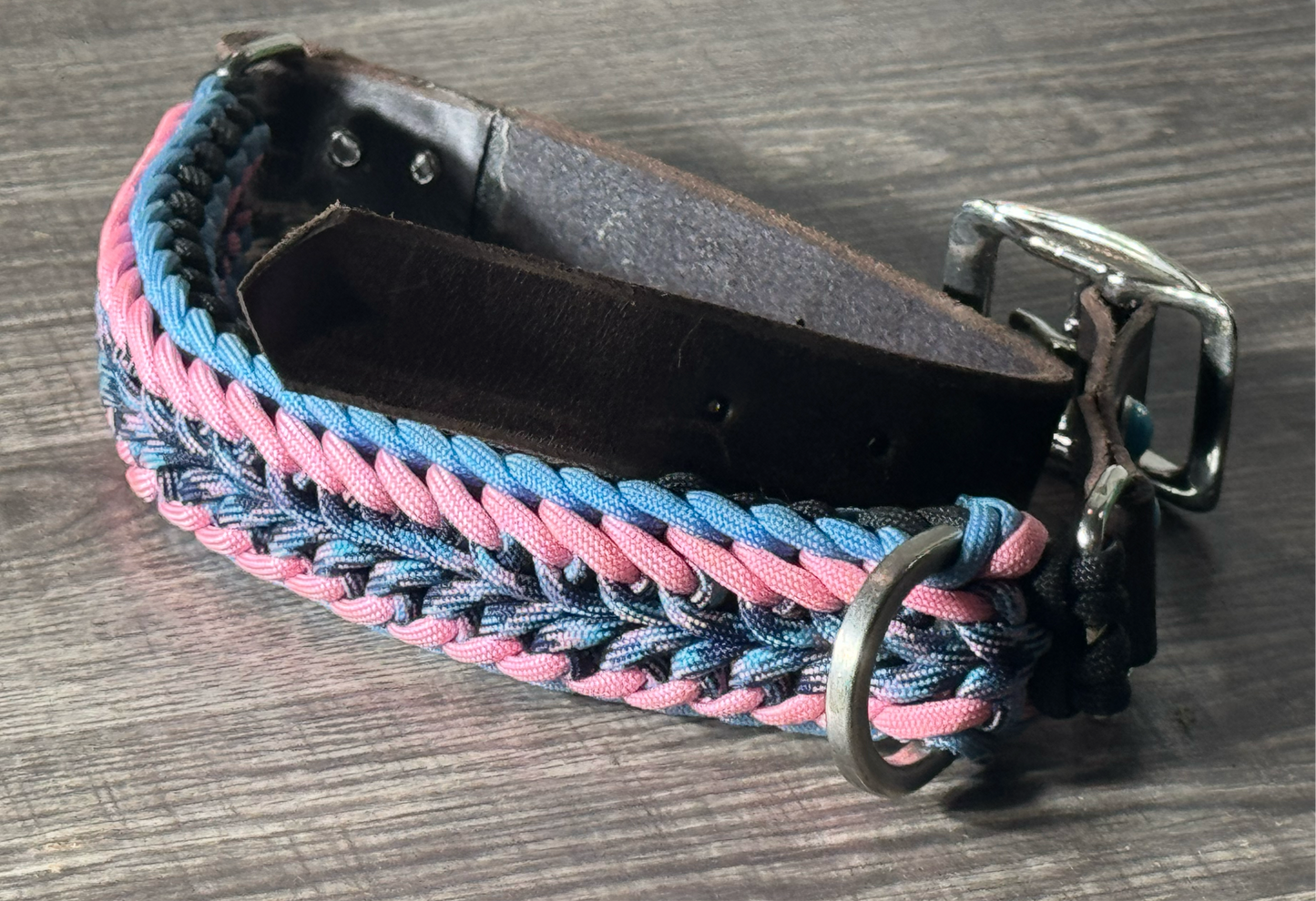 Swirl Braid Paracord Dog Collar