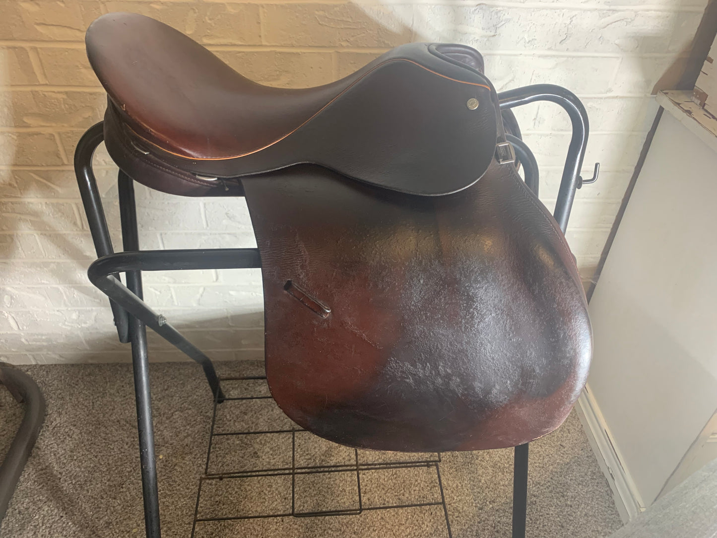 15.5" Crosby All Purpose Saddle- The Lexington TC