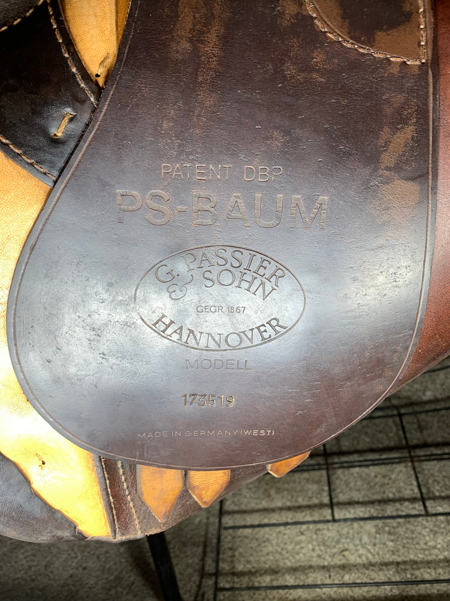 16" Passier Dressage Saddle- model 173519