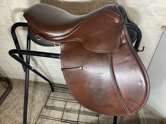 16" Courbette All Purpose Saddle