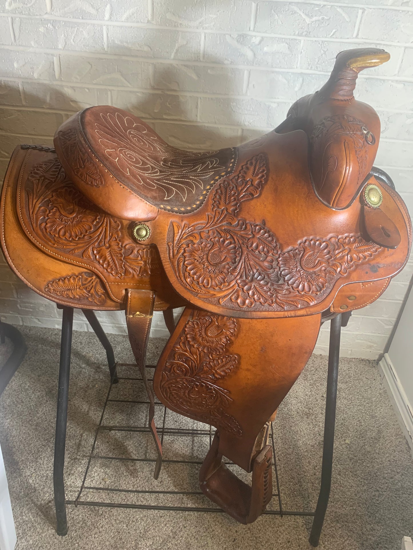 16" TexTan Hereford Brand Roping Saddle