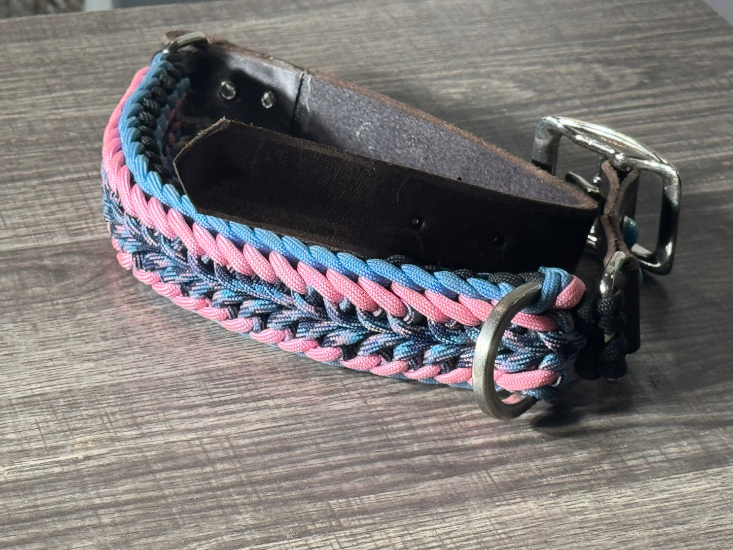 Swirl Braid Paracord Dog Collar